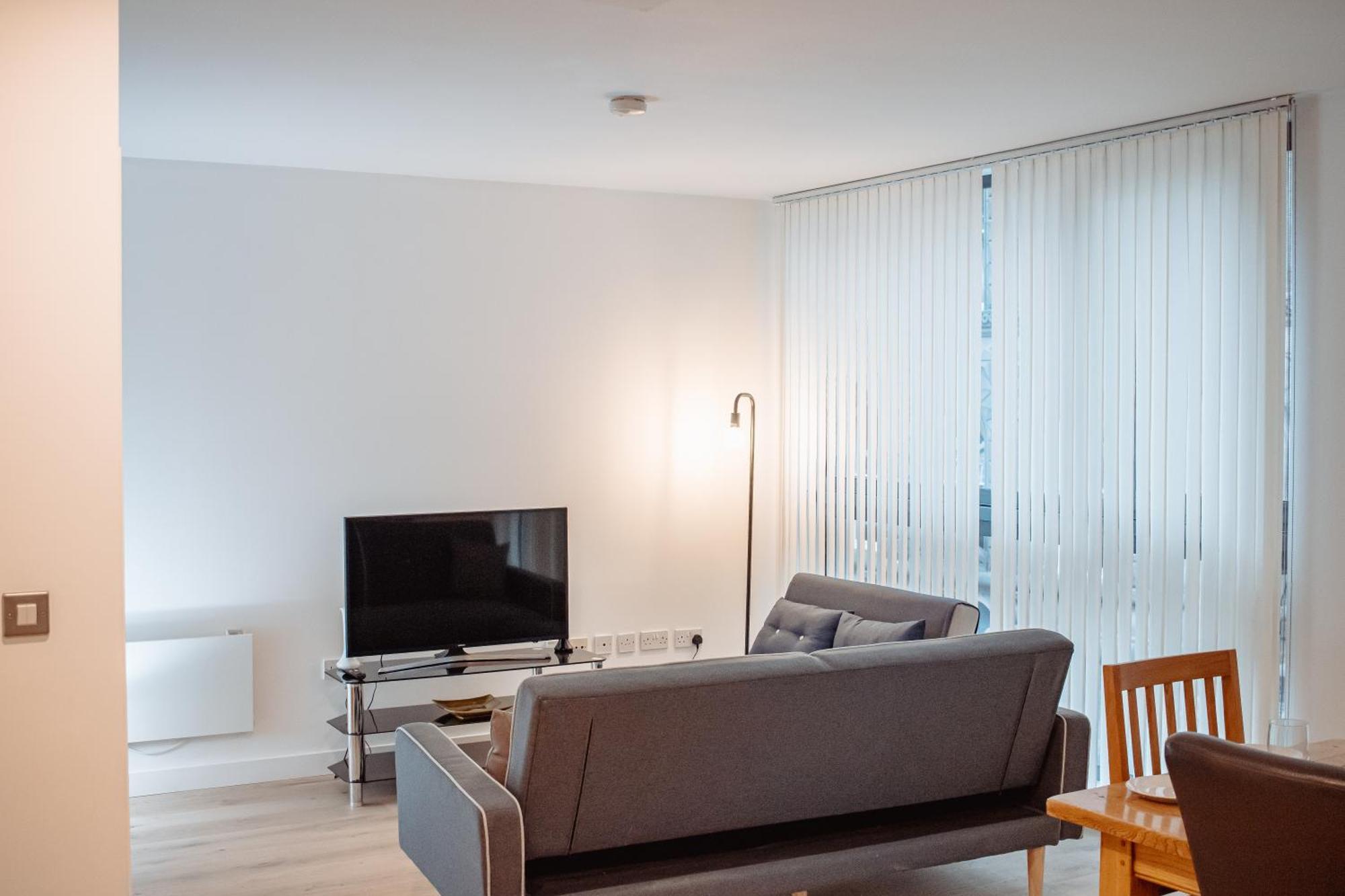 Central & Spacious, Sleeps 8, Perfect For Groups Leeds  Eksteriør bilde